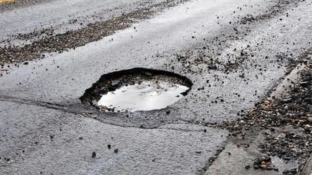 <i class="fas fa-road"></i> Naplata štete od rupa na putu  